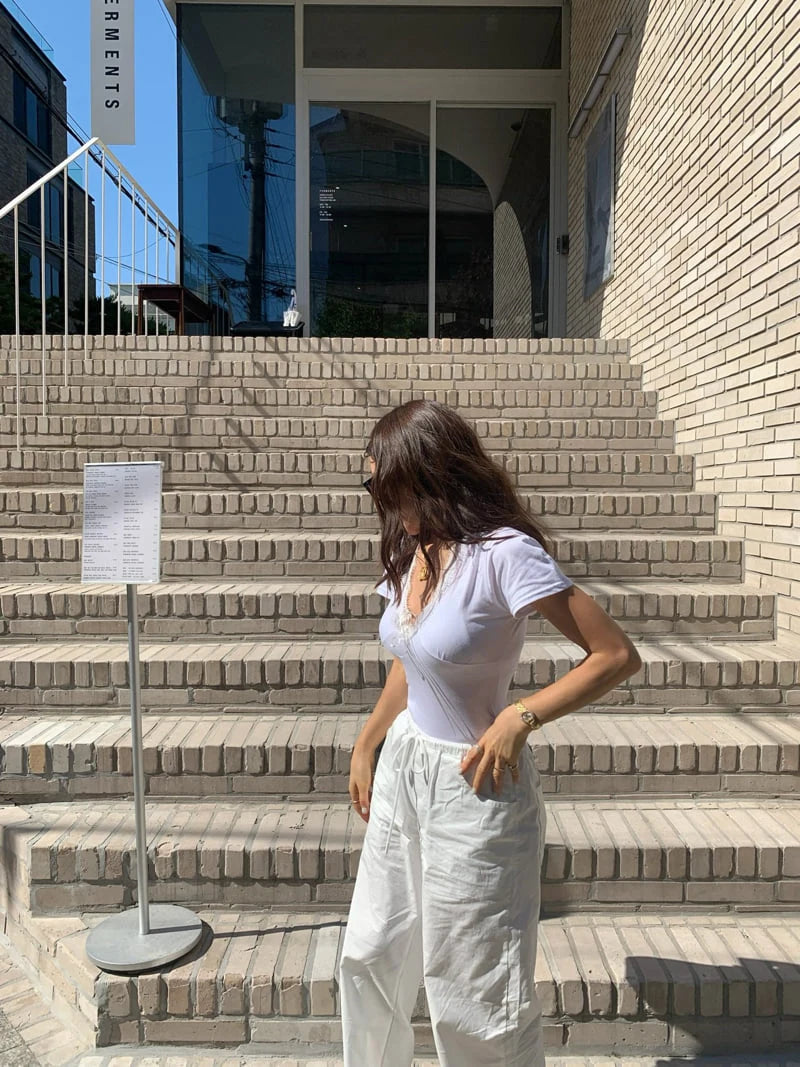 Mellow Lace Tee