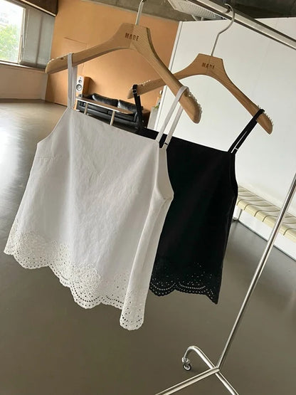 Punching Sleeveless Blouse