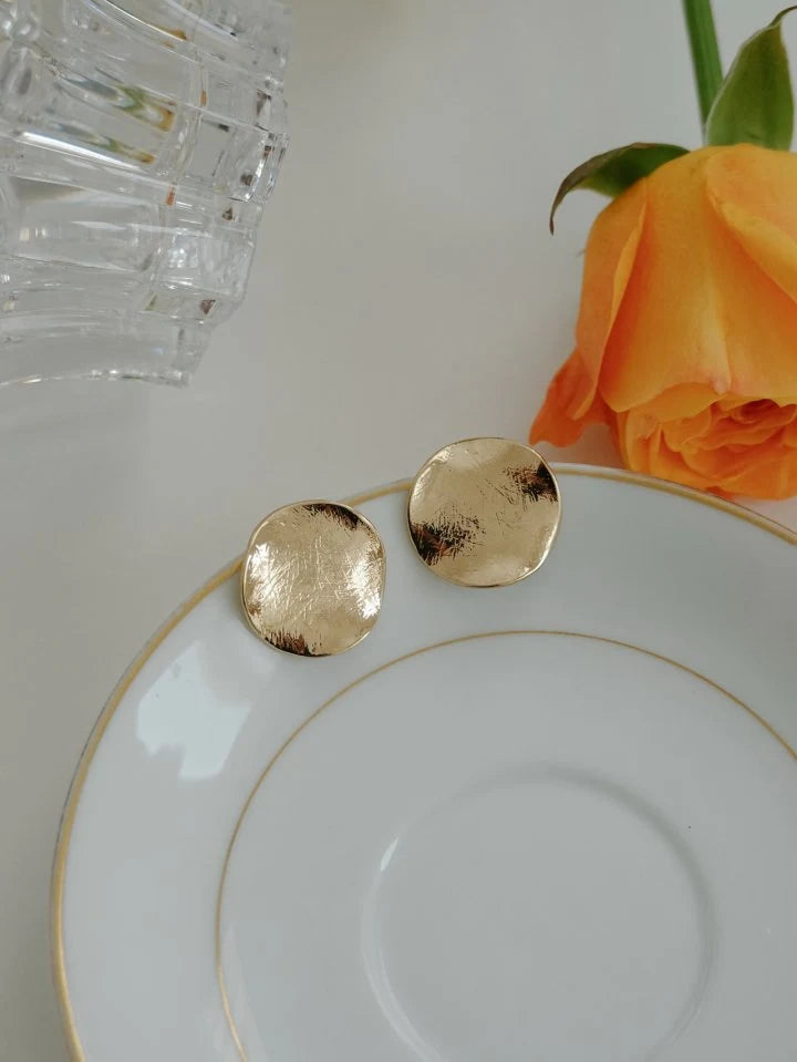 Cast Round Earring