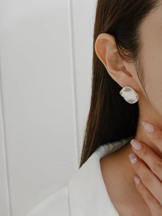 Cast Round Earring