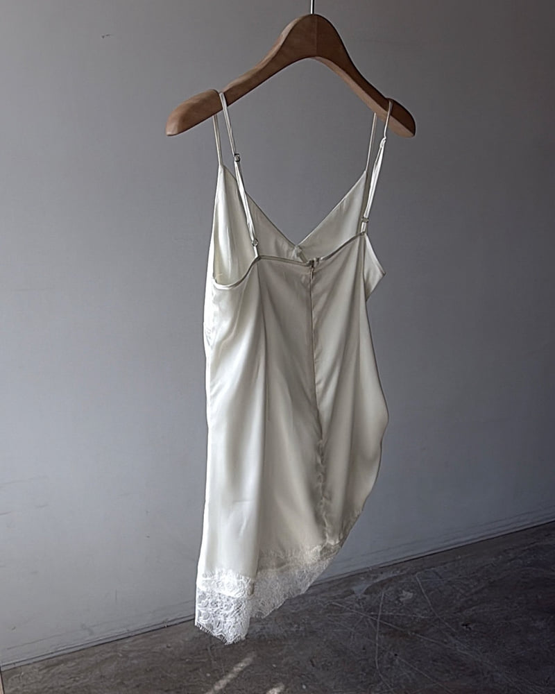 Sleeveless Side Satin Top for Women in Cream and Navy
