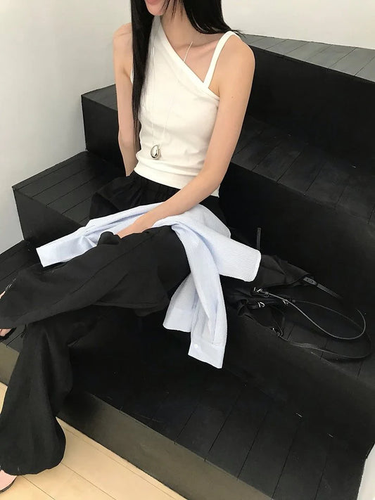 Line Sleeveless Top