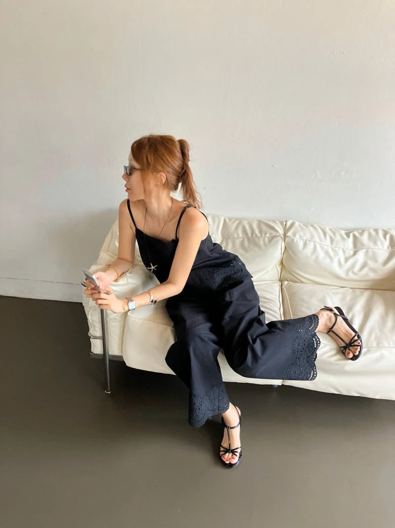 Punching Sleeveless Blouse