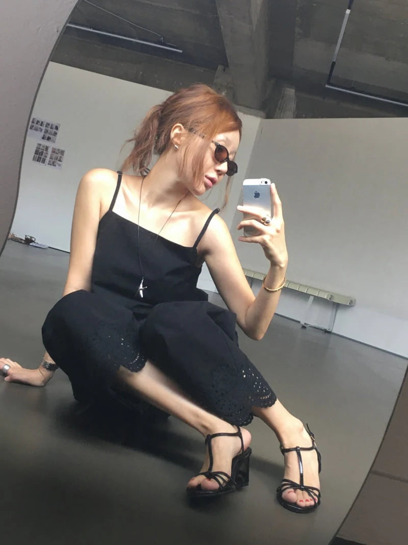 Punching Sleeveless Blouse