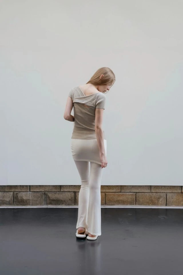 Back Wave Knit Top