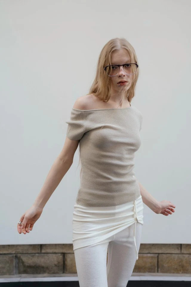 Back Wave Knit Top