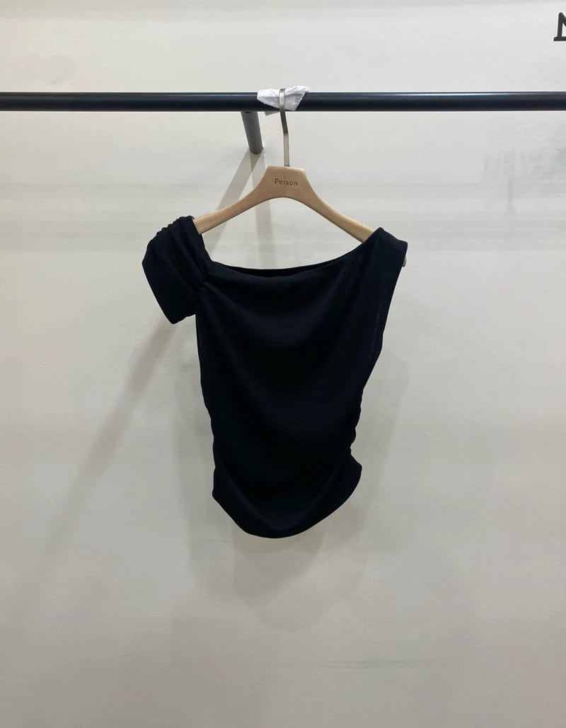 Diagonal Off-Shoulder Tee