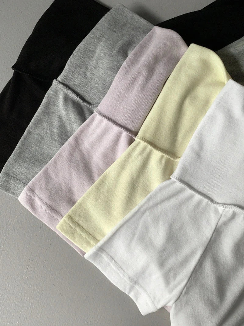 Banana Off-Shoulder Tee